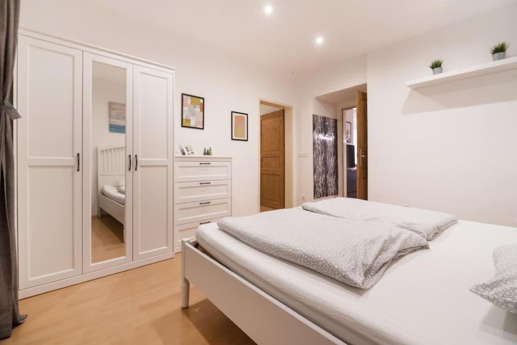 Spacious Central Apartment Viena Exterior foto